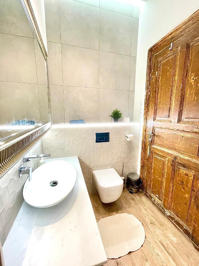 Dream Design Apartment - 3 Bedrooms & Finn Sauna Budapest Exterior foto
