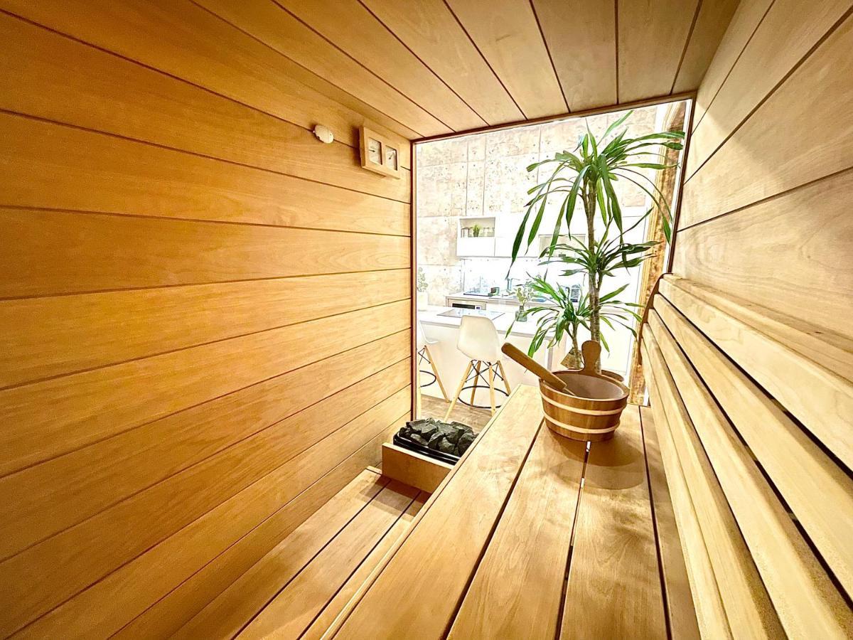 Dream Design Apartment - 3 Bedrooms & Finn Sauna Budapest Exterior foto